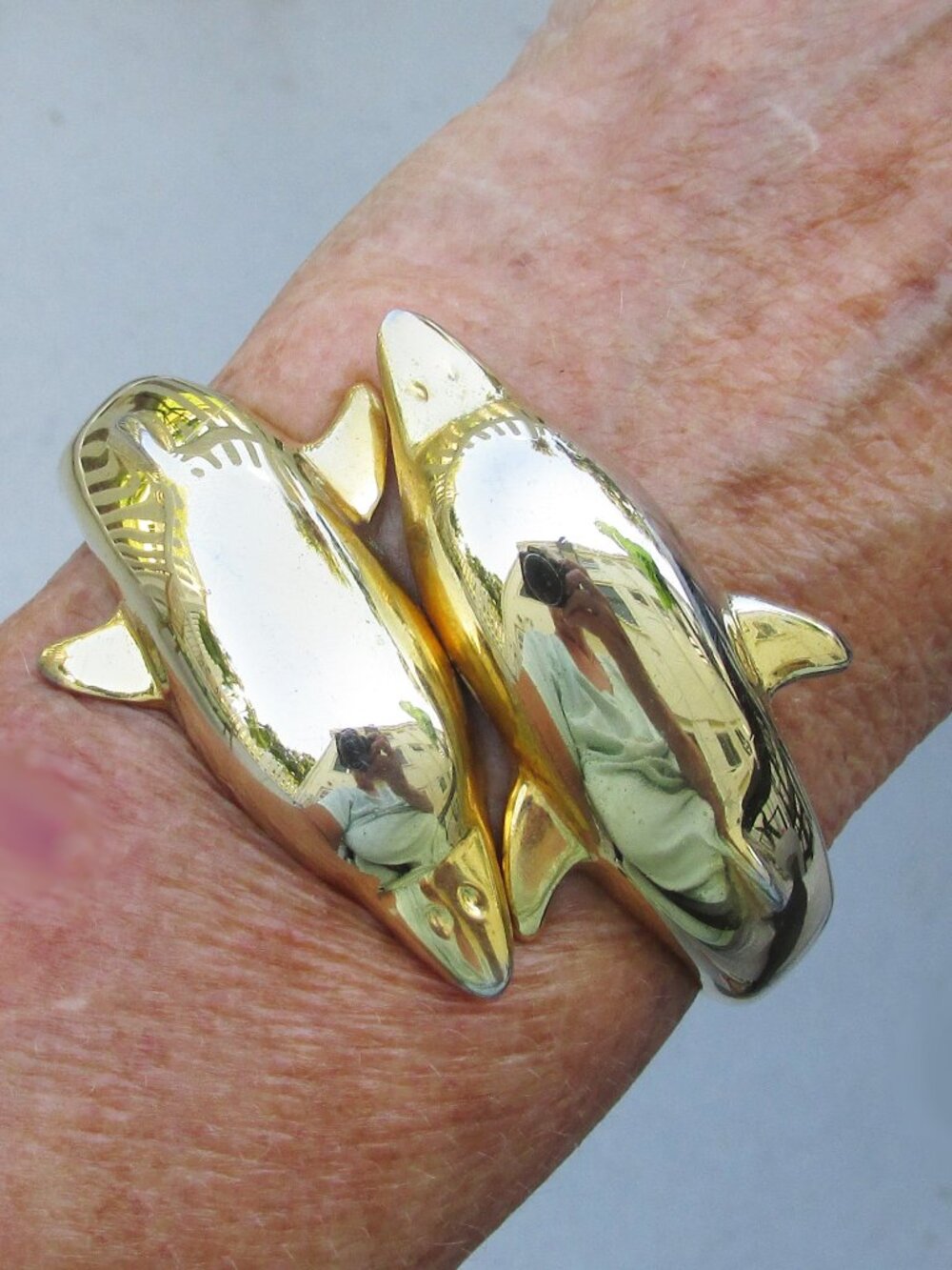 Vintage 2 DOLPHINs Gold Tone Hinged Clamper Cuff Bracelet